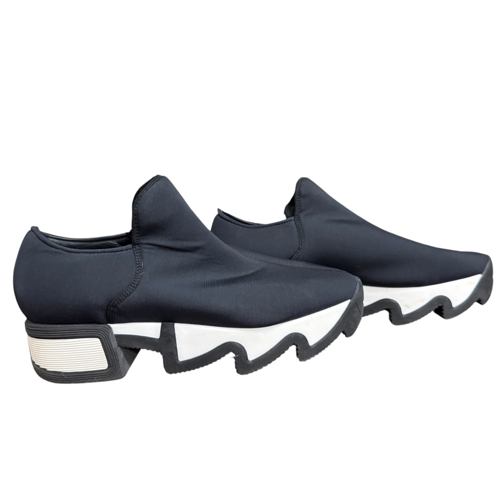 iRi Black Slip On Platform Shoes Wave Sole Stretch Upper Womens 8.5